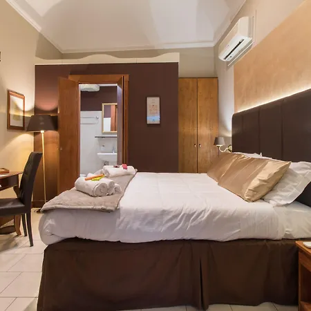 Oro Hotell 3*